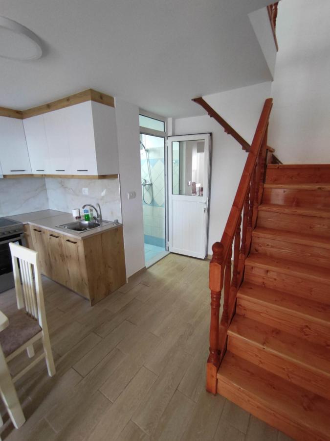 Rose Apartment Saranda Dış mekan fotoğraf