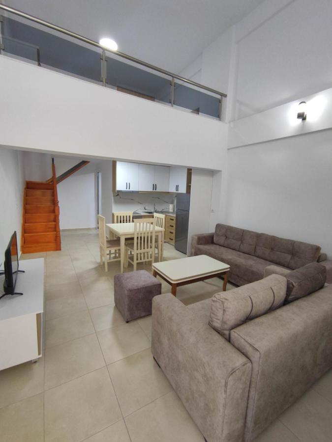 Rose Apartment Saranda Dış mekan fotoğraf