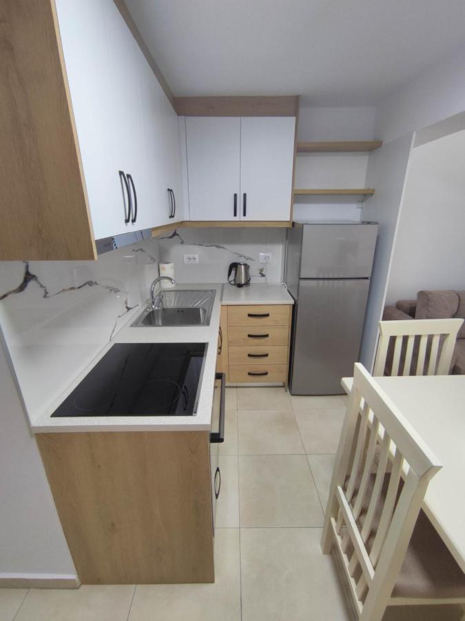 Rose Apartment Saranda Dış mekan fotoğraf