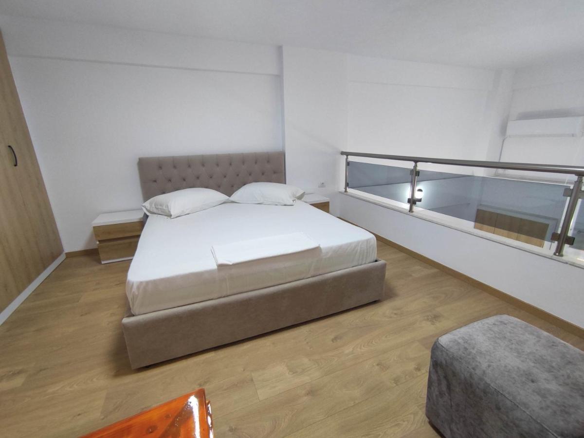 Rose Apartment Saranda Dış mekan fotoğraf
